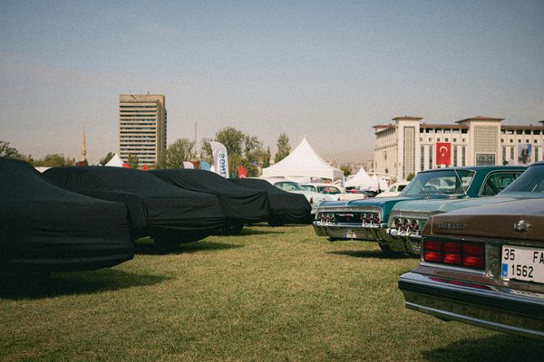 Master Your Lips: The Definitive Handbook for Flawless Lip Liner and Lipstick Combinations